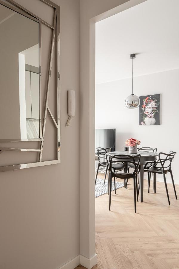 Rentplanet - Nowa Manufaktura Apartment Wroclaw