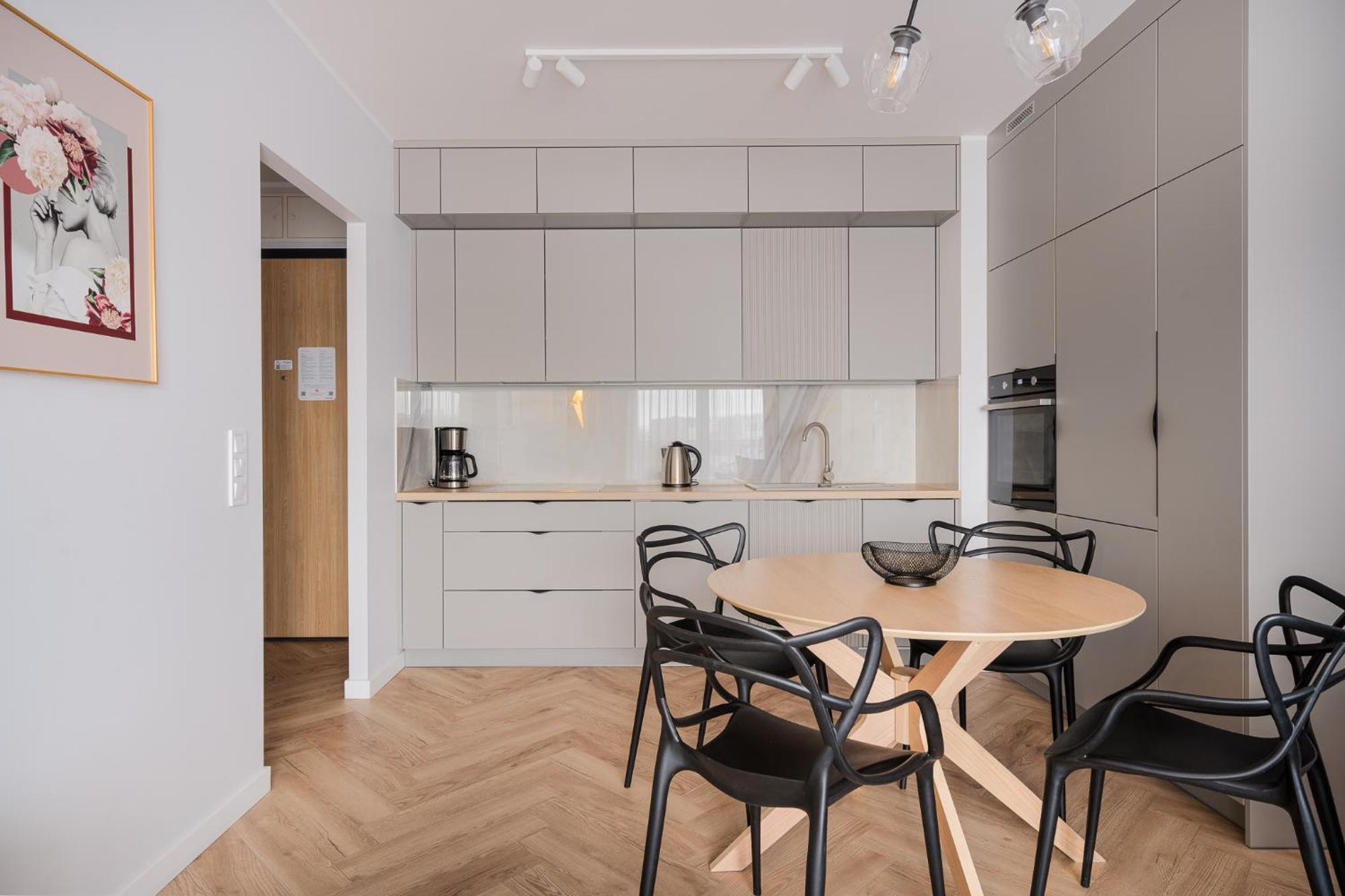 Rentplanet - Nowa Manufaktura *